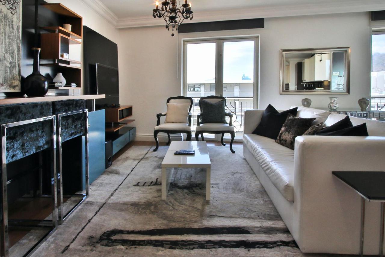 Cape Royale 1 Bedroom Luxury Apartments With Mountain View เคปทาวน์ ภายนอก รูปภาพ